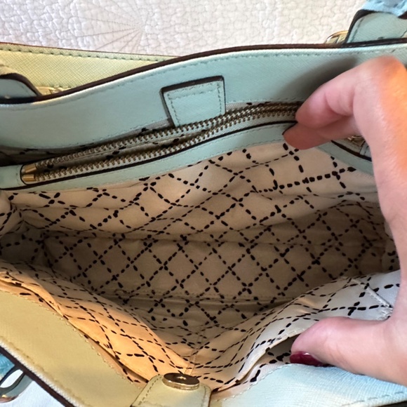 KS Bag & Wallet - Picture 6 of 12